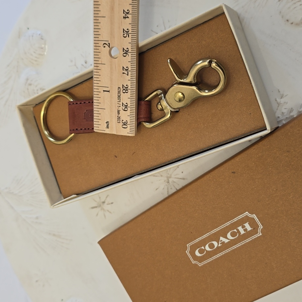 Vintage NIB Coach Trigger Snap Key Fob Chain Brown Leather Brass Hardware - Picture 11 of 17